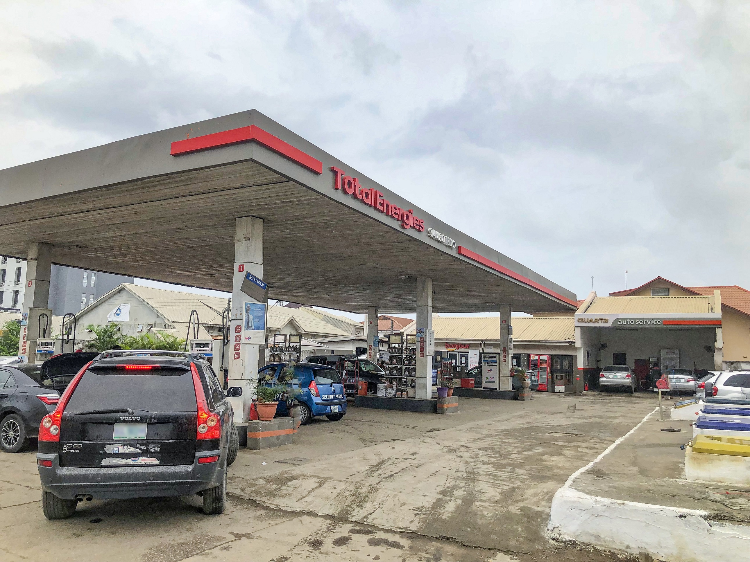 SANGOTEDO Service Station