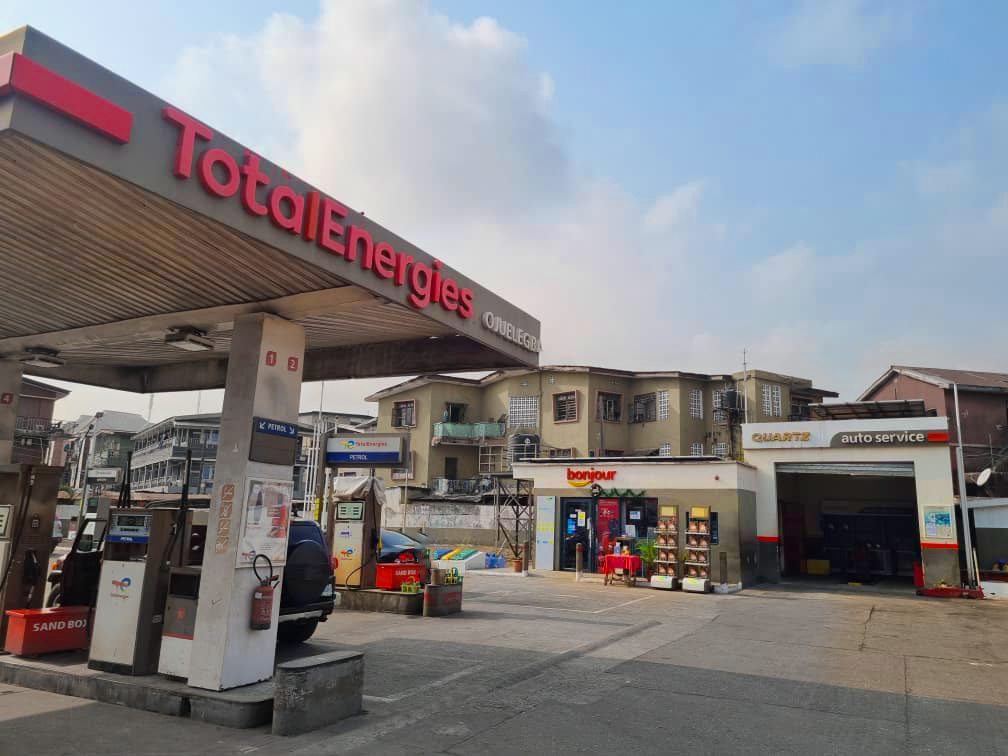 OJUELEGBA Service Station