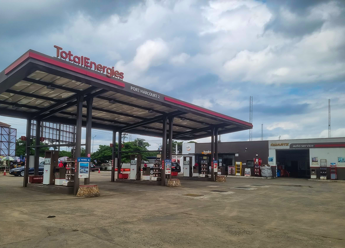 PH 2 Service Station