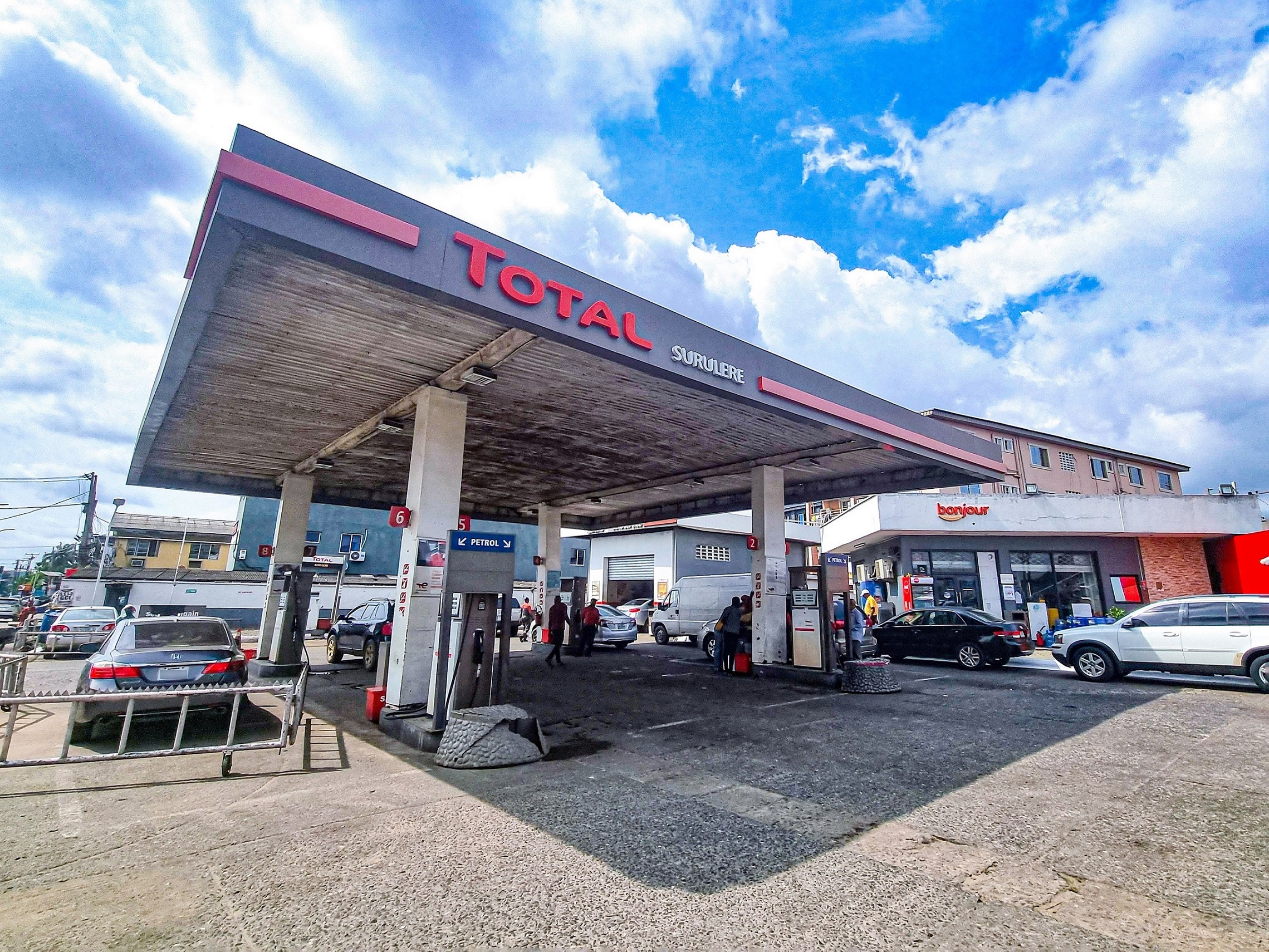 SURULERE Service Station